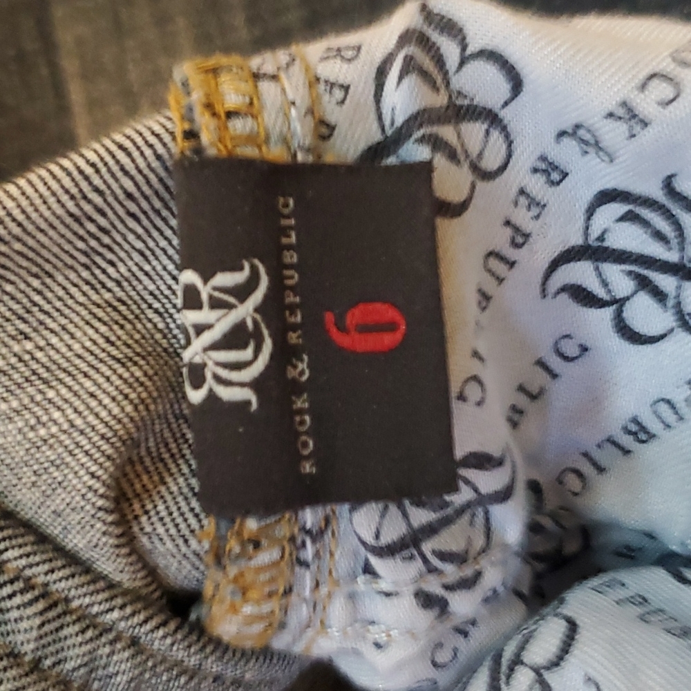 ROCK & REPUBLIC JEANS - Picture 4 of 7